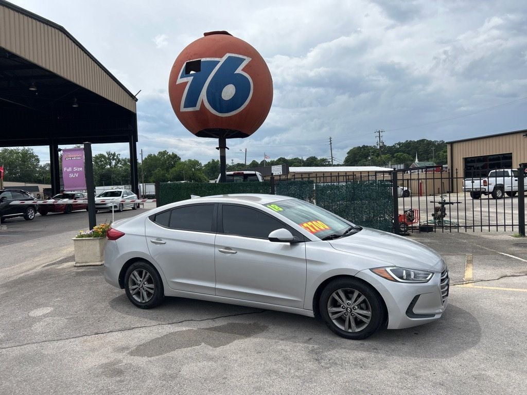 2018 Hyundai Elantra SE - 23033961 | Video 1