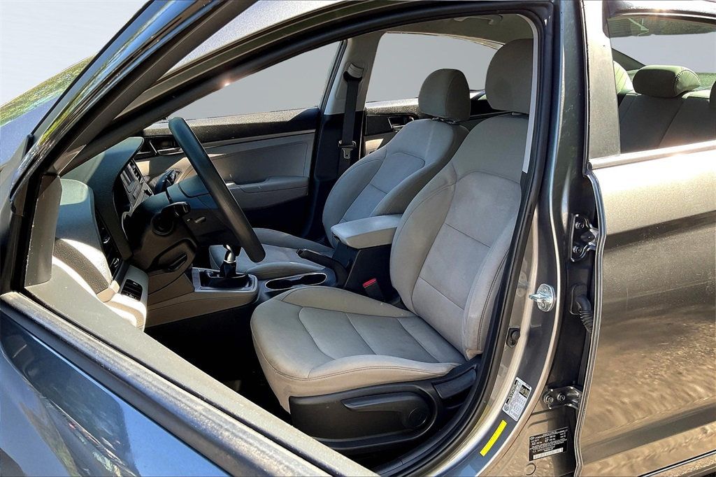 2018 Hyundai Elantra SE photo 8