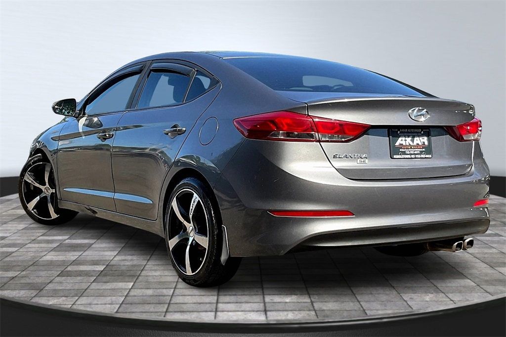 2018 Hyundai Elantra SE photo 5