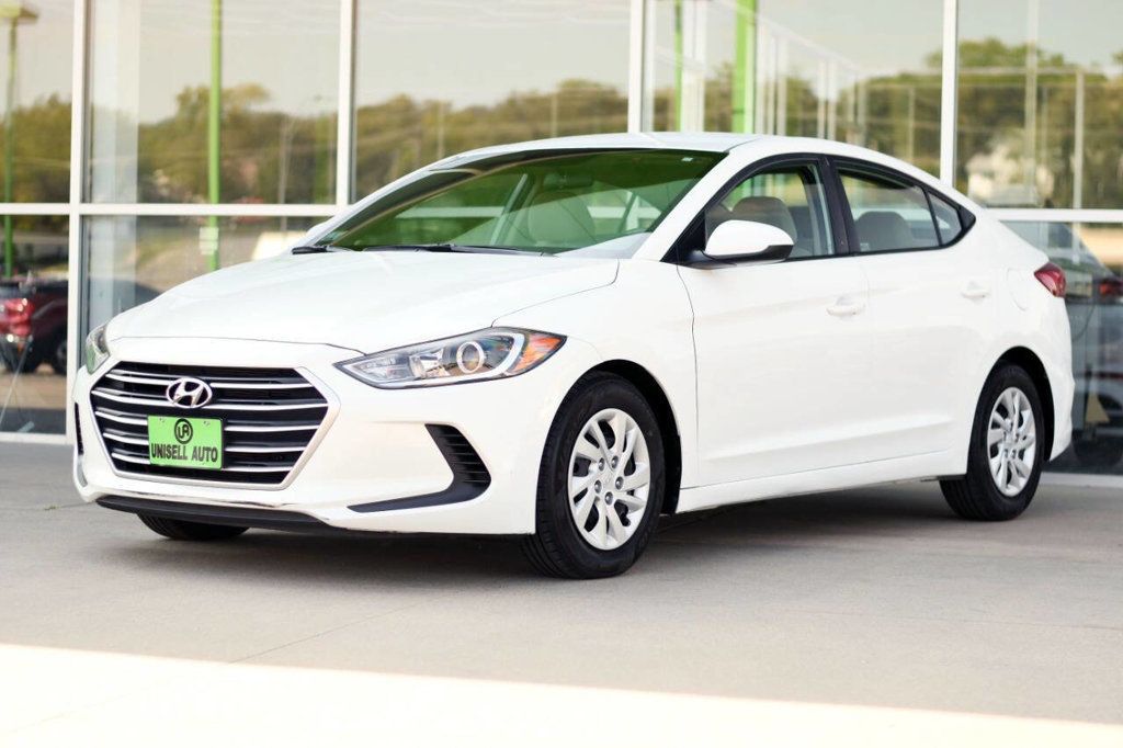 2018 Hyundai Elantra SE photo 3