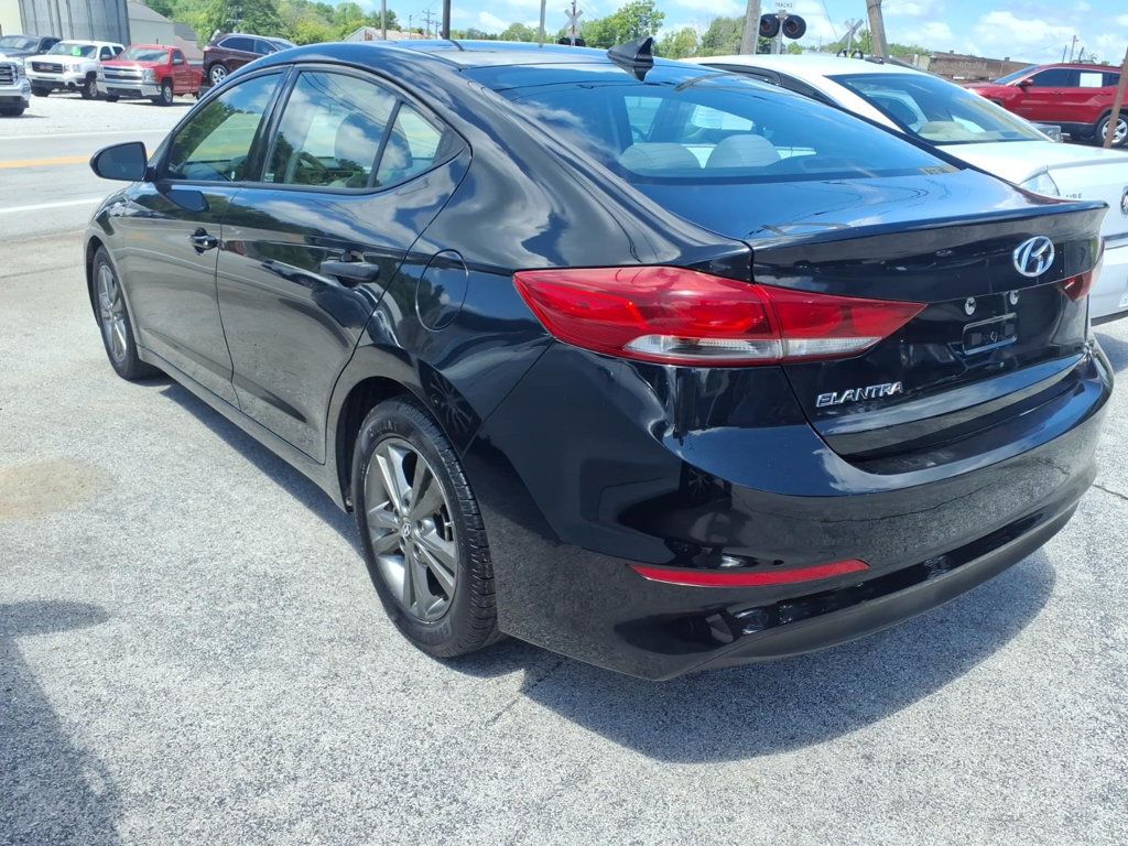 2018 Hyundai Elantra Sedan 4D SEL 2.0L I4 - 23074212 - 2