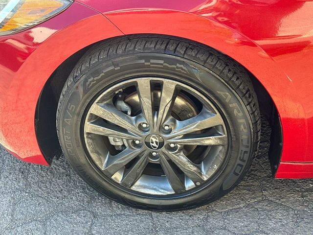 2018 Hyundai Elantra SEL - 23007342 - 11
