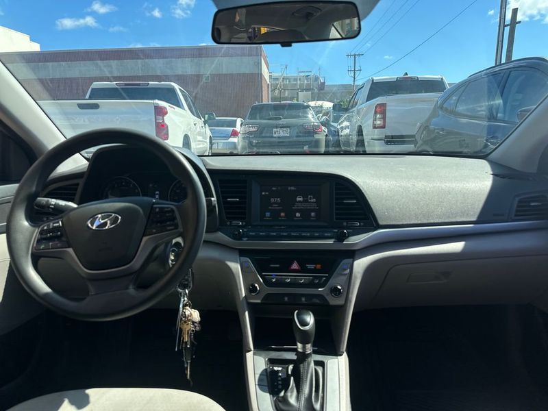 2018 Hyundai Elantra SEL - 23007342 - 13
