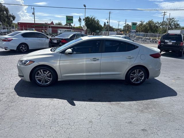 2018 Hyundai Elantra SEL - 22937642 - 5