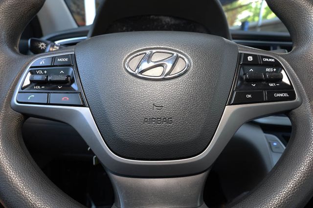 2018 HYUNDAI ELANTRA SEL 2.0L Automatic - 22714765 - 25