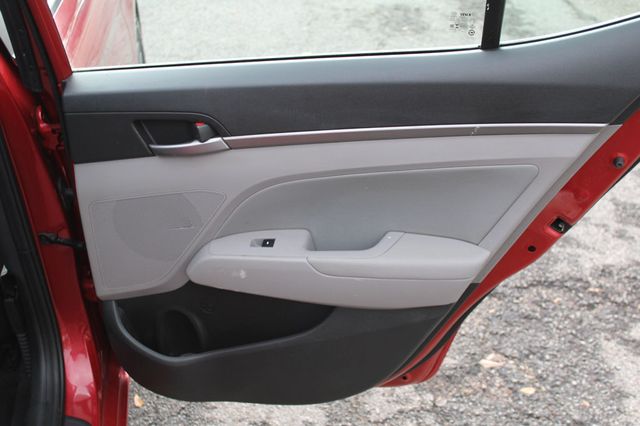 2018 Hyundai Elantra SEL 2.0L Automatic - 22955311 - 20