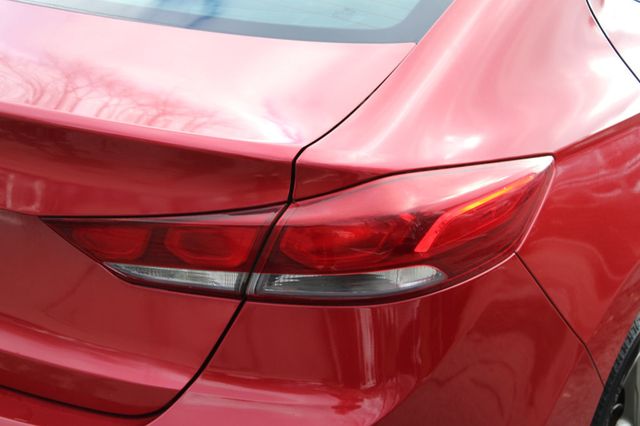 2018 Hyundai Elantra SEL 2.0L Automatic - 22955311 - 29