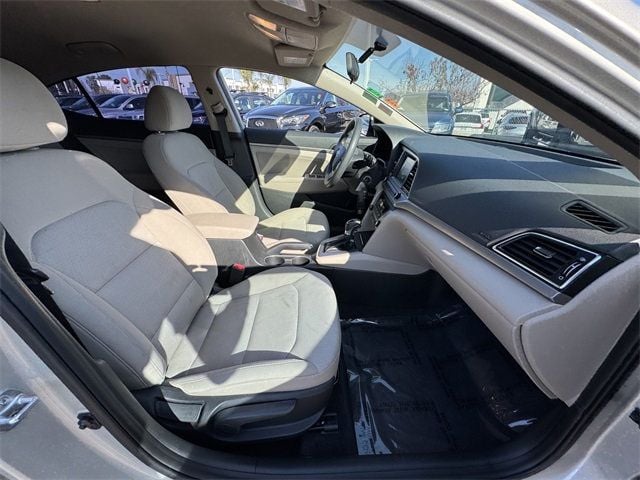 2018 Hyundai Elantra SEL 2.0L Automatic  - 22734873 - 10