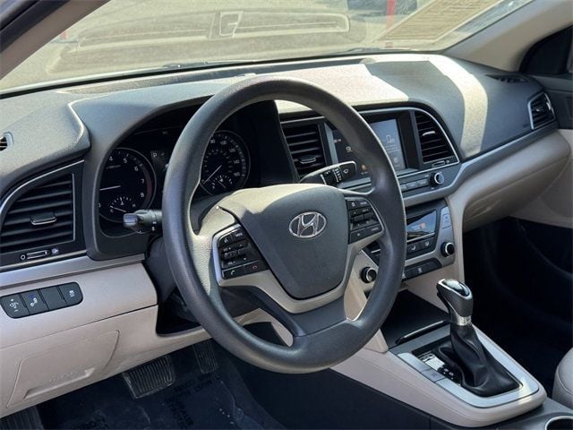 2018 Hyundai Elantra SEL 2.0L Automatic  - 22734873 - 14