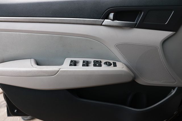 2018 Hyundai Elantra SEL 2.0L Automatic - 22995884 - 43