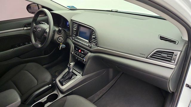 2018 Hyundai Elantra SEL 2.0L Automatic - 22968448 - 24