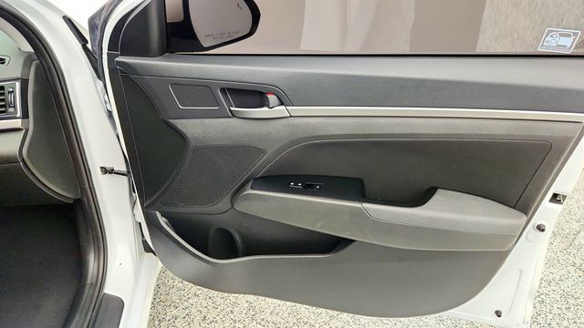 2018 Hyundai Elantra SEL 2.0L Automatic - 22968448 - 25