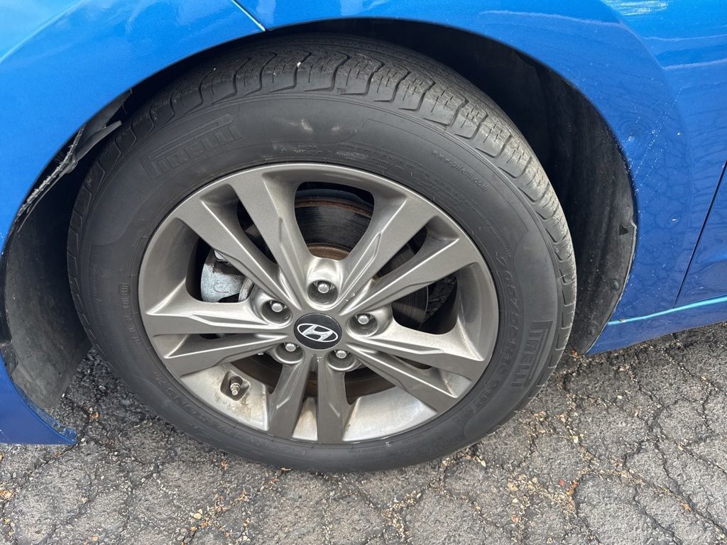 2018 Hyundai Elantra SEL 2.0L Automatic SULEV - 23024168 - 1
