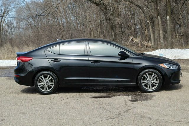 2018 Hyundai Elantra SEL 2.0L, NEW BRAKE SERVICE, NEW TIRES - 23010803 - 1