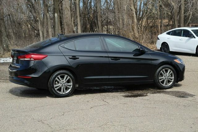 2018 Hyundai Elantra SEL 2.0L SALVAGE TITLE, NEW BRAKE SERVICE, NEW TIRES - 23010803 - 2