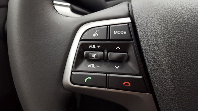 2018 Hyundai Elantra Value Edition - 18278780 - 16