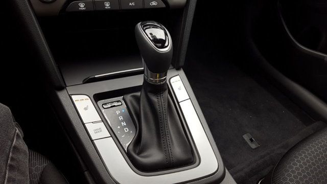 2018 Hyundai Elantra Value Edition - 18278780 - 18