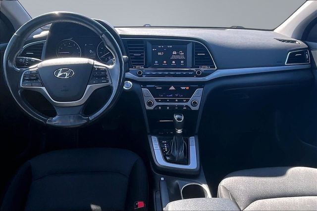 2018 Hyundai Elantra Value Edition - 22996458 - 19
