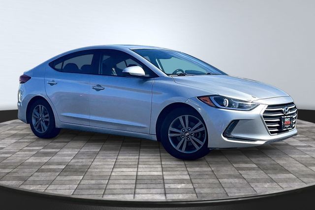 2018 Hyundai Elantra Value Edition - 22996458 - 2