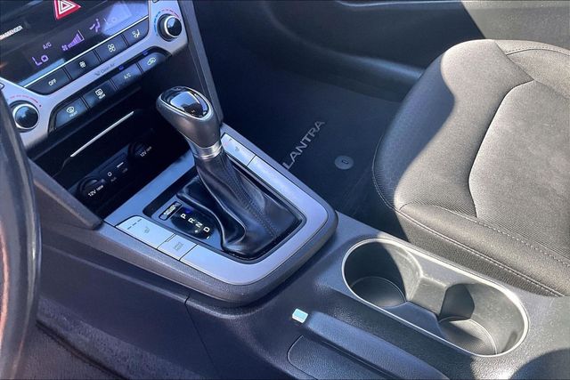 2018 Hyundai Elantra Value Edition - 22996458 - 34