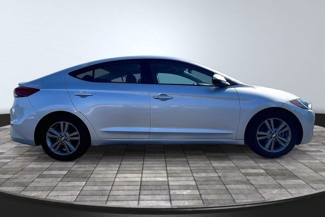 2018 Hyundai Elantra Value Edition - 22996458 - 7