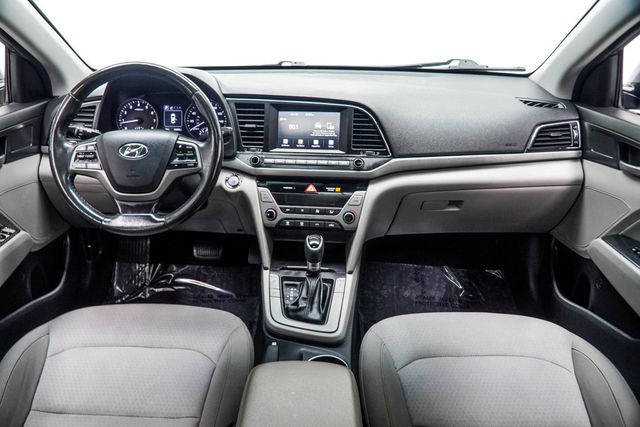 2018 Hyundai Elantra Value Edition 2.0L Automatic - 23033851 - 4