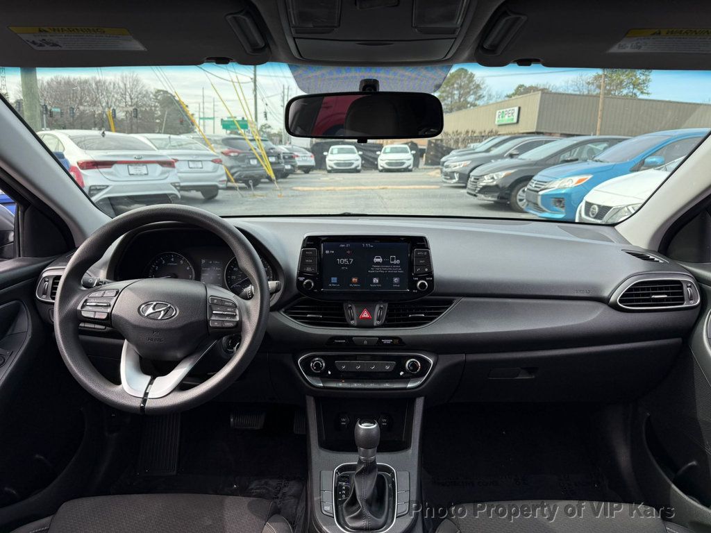 2018 Hyundai Elantra GT Automatic - 22975074 - 15