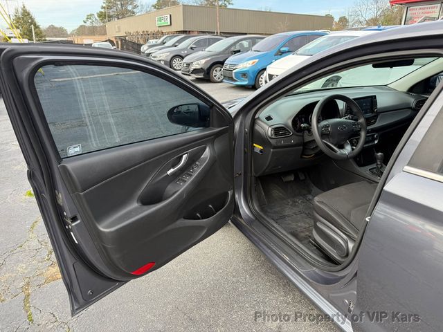 2018 Hyundai Elantra GT Automatic - 22975074 - 8