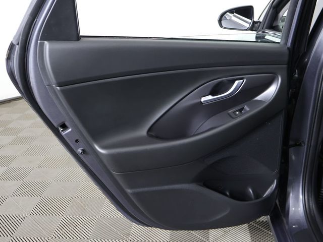 2018 Hyundai Elantra GT Automatic - 23055178 - 20