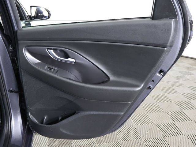 2018 Hyundai Elantra GT Automatic - 23055178 - 21