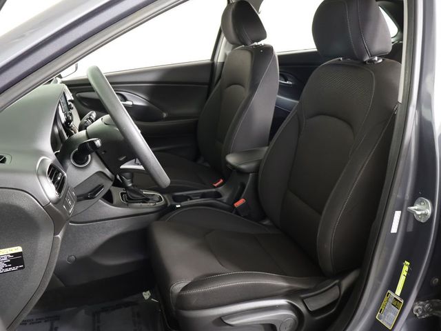 2018 Hyundai Elantra GT Automatic - 23055178 - 26