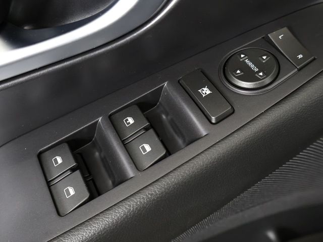 2018 Hyundai Elantra GT Automatic - 23055178 - 31