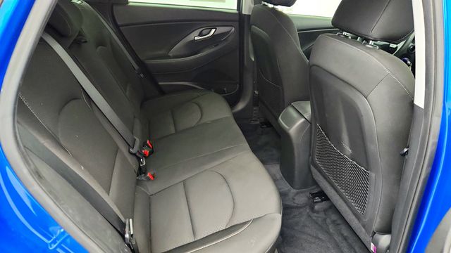 2018 Hyundai Elantra GT Automatic - 23010072 - 21