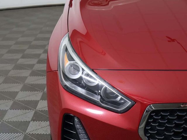 2018 Hyundai Elantra GT Sport Manual - 22963748 - 11