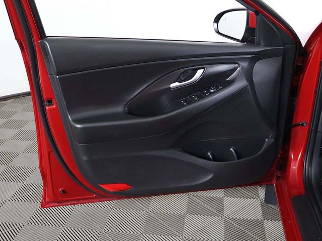 2018 Hyundai Elantra GT Sport Manual - 22963748 - 20