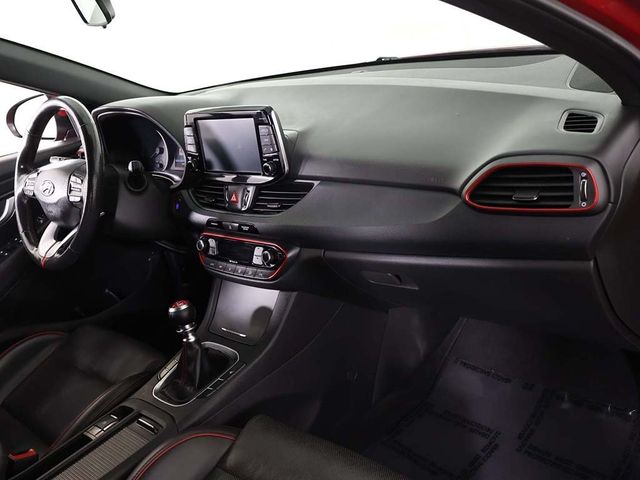 2018 Hyundai Elantra GT Sport Manual - 22963748 - 25