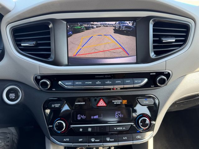 2018 Hyundai Ioniq Hybrid SEL Hatchback - 22979544 - 15
