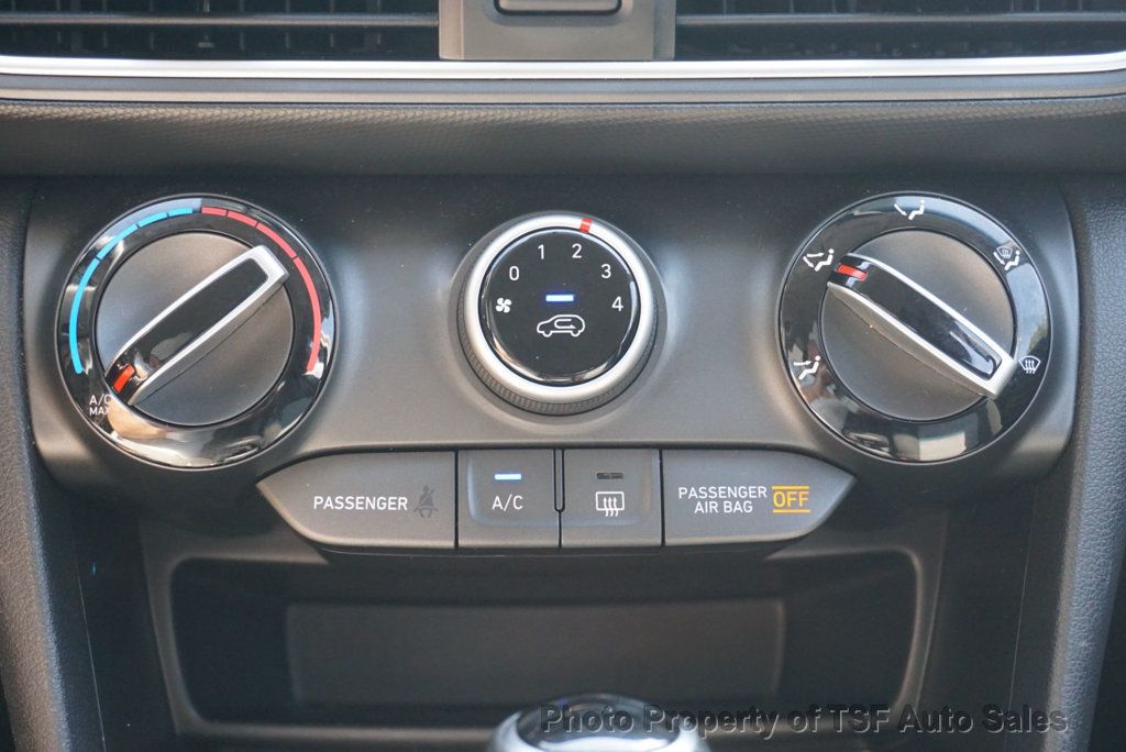 2018 Hyundai Kona SE photo 19