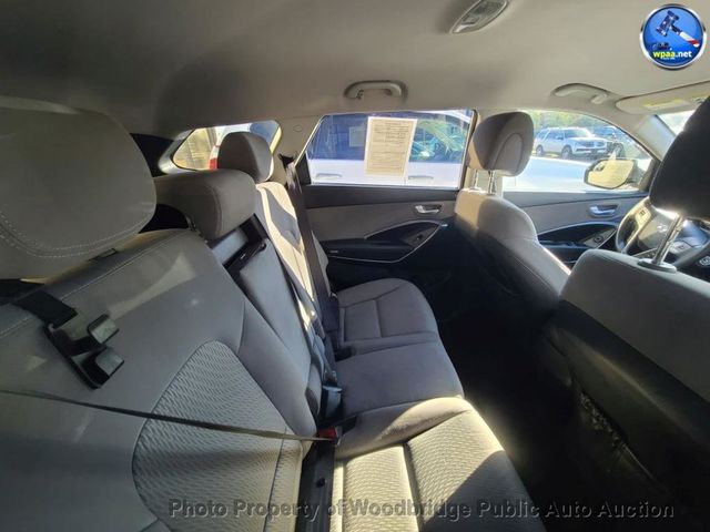 2018 Hyundai Santa Fe SE 3.3L Automatic AWD - 23102588 - 11