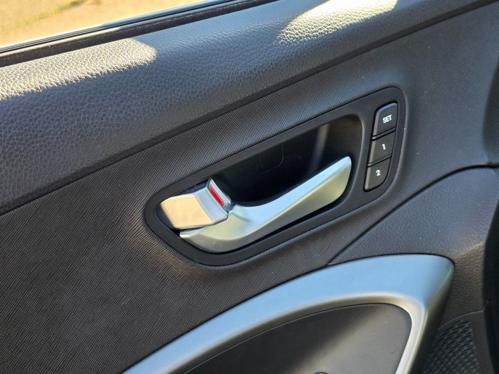 2018 Hyundai Santa Fe Sport 2.0T Ultimate Automatic - 22960515 - 23