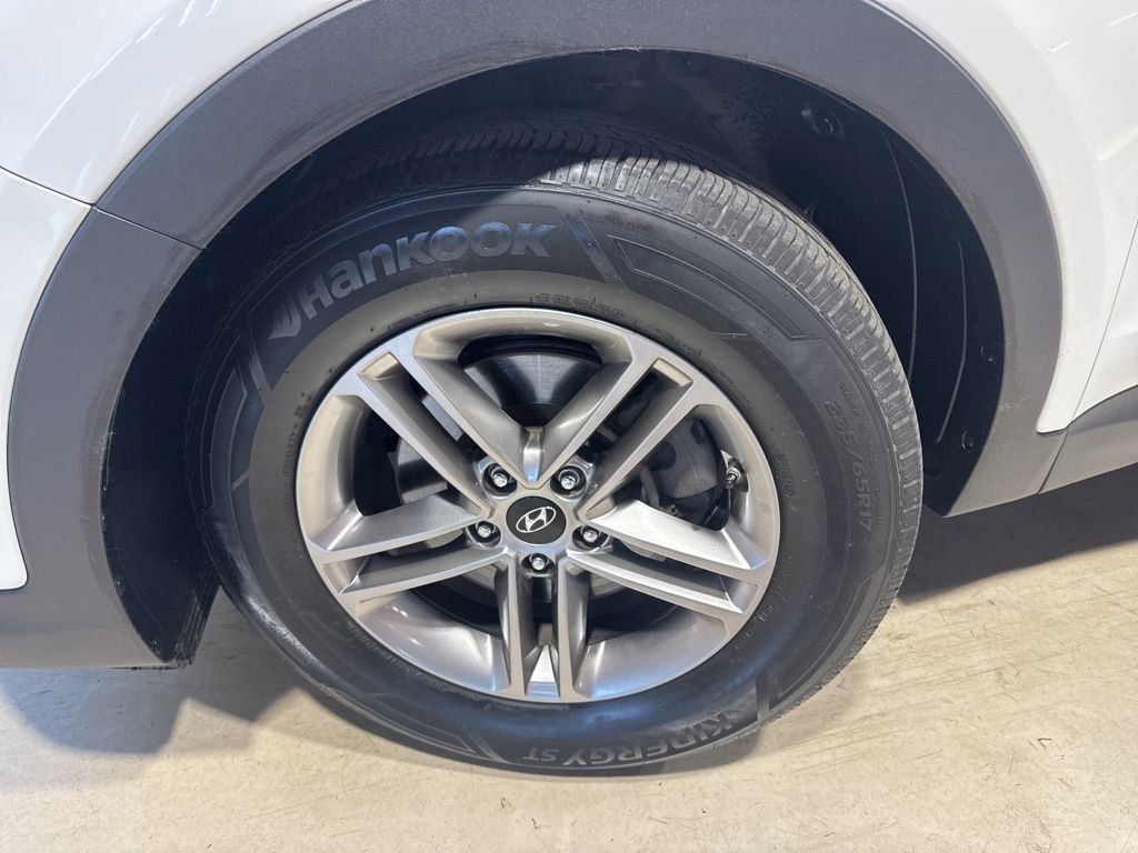 2018 Hyundai Santa Fe Sport 2.4L Automatic - 23026079 - 1