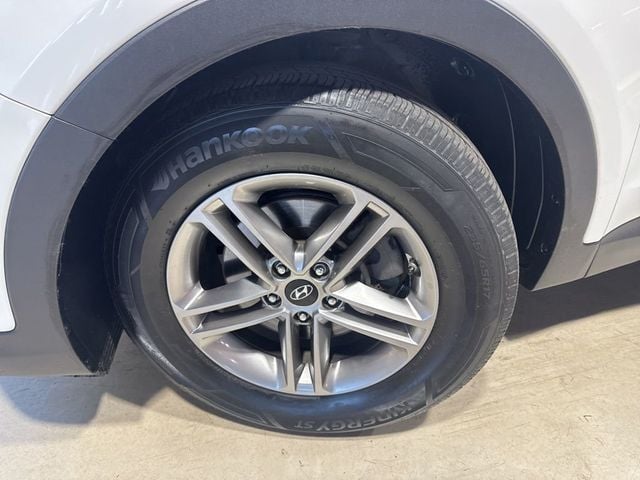 2018 Hyundai Santa Fe Sport 2.4L Automatic - 23026079 - 1