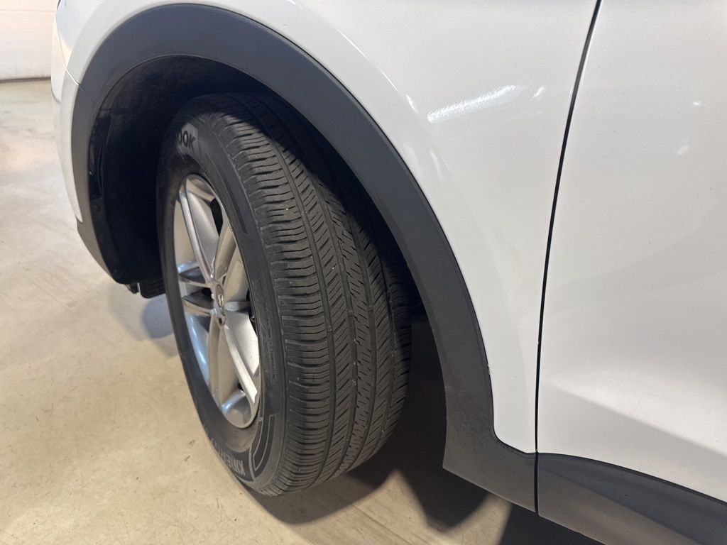 2018 Hyundai Santa Fe Sport 2.4L Automatic - 23026079 - 2