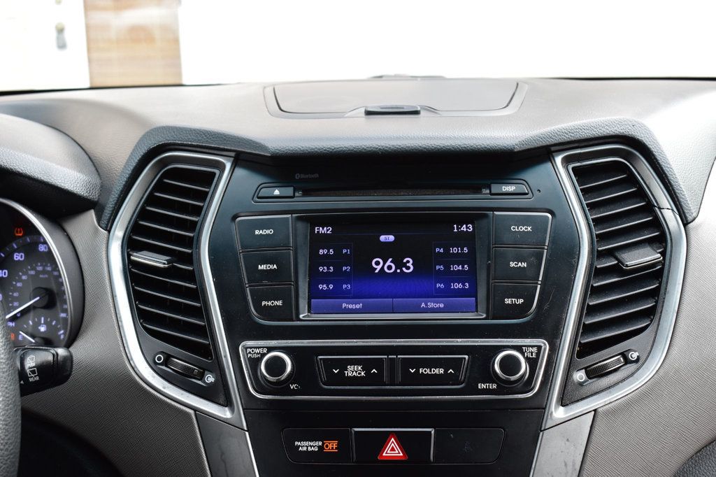 2018 Hyundai Santa Fe Sport 2.4L Automatic AWD - 23025491 - 28