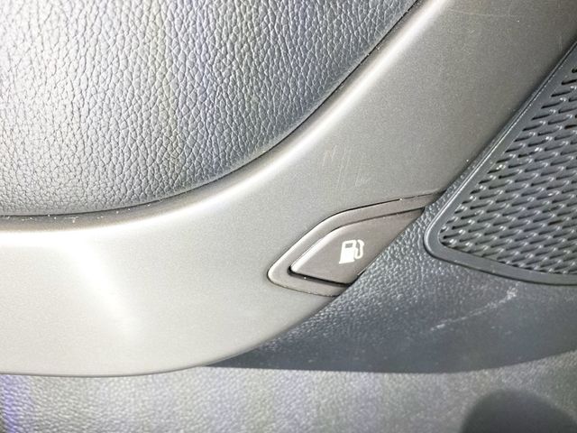 2018 Hyundai Santa Fe Sport 2.4L Automatic AWD - 22944292 - 18