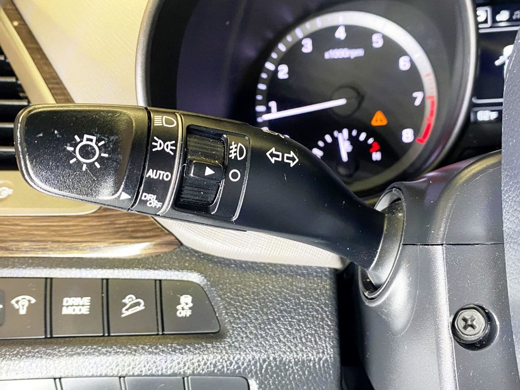 2018 Hyundai Santa Fe Sport 2.4L Automatic AWD - 22944292 - 26