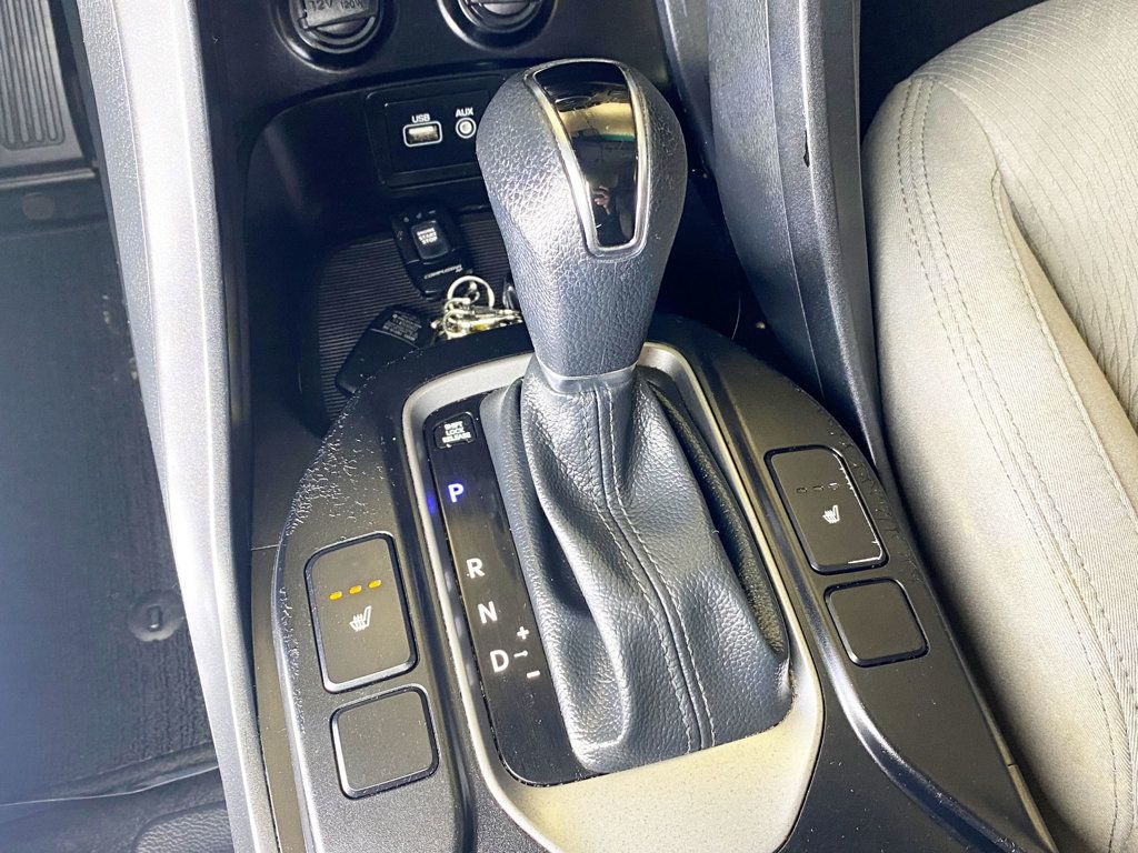 2018 Hyundai Santa Fe Sport 2.4L Automatic AWD - 22944292 - 34