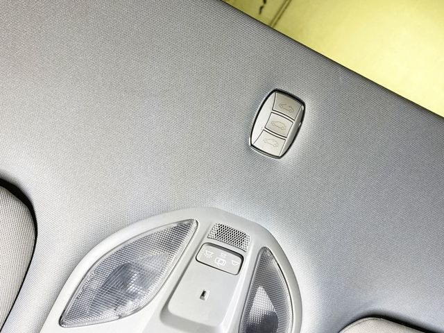 2018 Hyundai Santa Fe Sport 2.4L Automatic AWD - 22944292 - 39