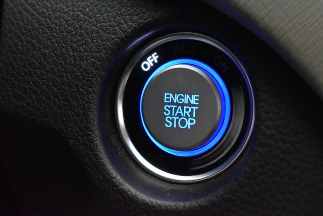 2018 Hyundai Santa Fe Sport 2.4L Automatic AWD - 22941043 - 19