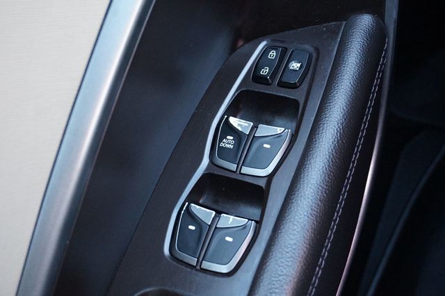 2018 Hyundai Santa Fe Sport PREMIUM WHEELS, LEATHER SEATS, BLUETOOTH, BACKUP CAMERA - 22996497 - 23